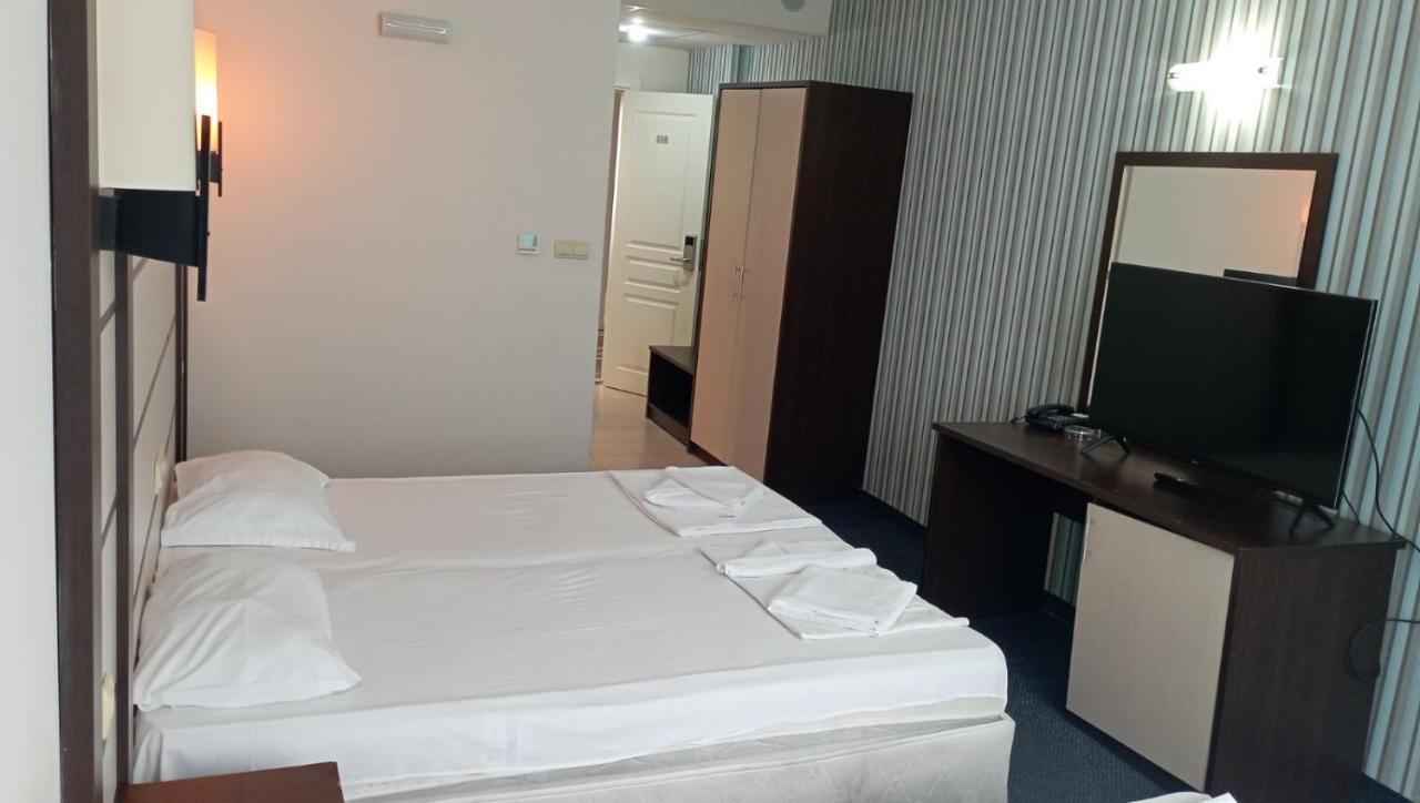 Sea View Triple S B Apartment Pomorie Exterior photo